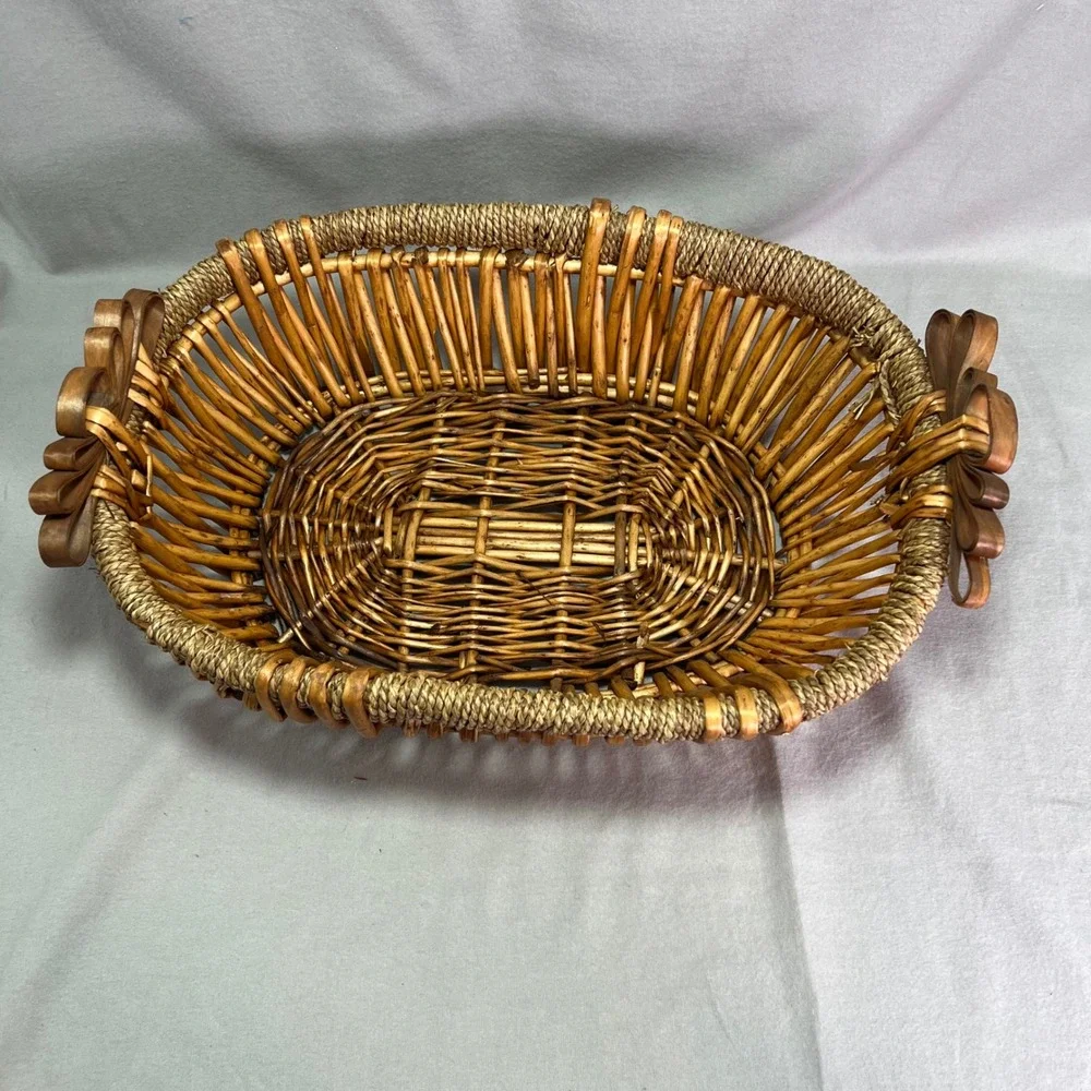 N/A vintage wicker